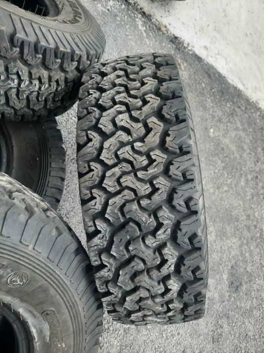 Зимни Гуми За Джип 235/75R15