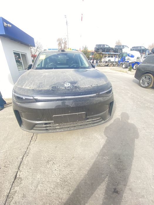 Leap motor c16 Qora salon