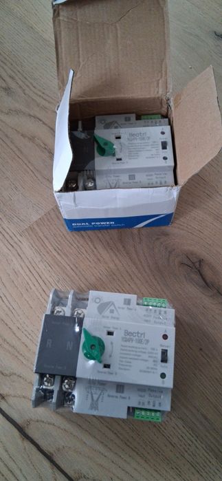 Comutator automat pentru Panouri fotovoltaice ATS 100A