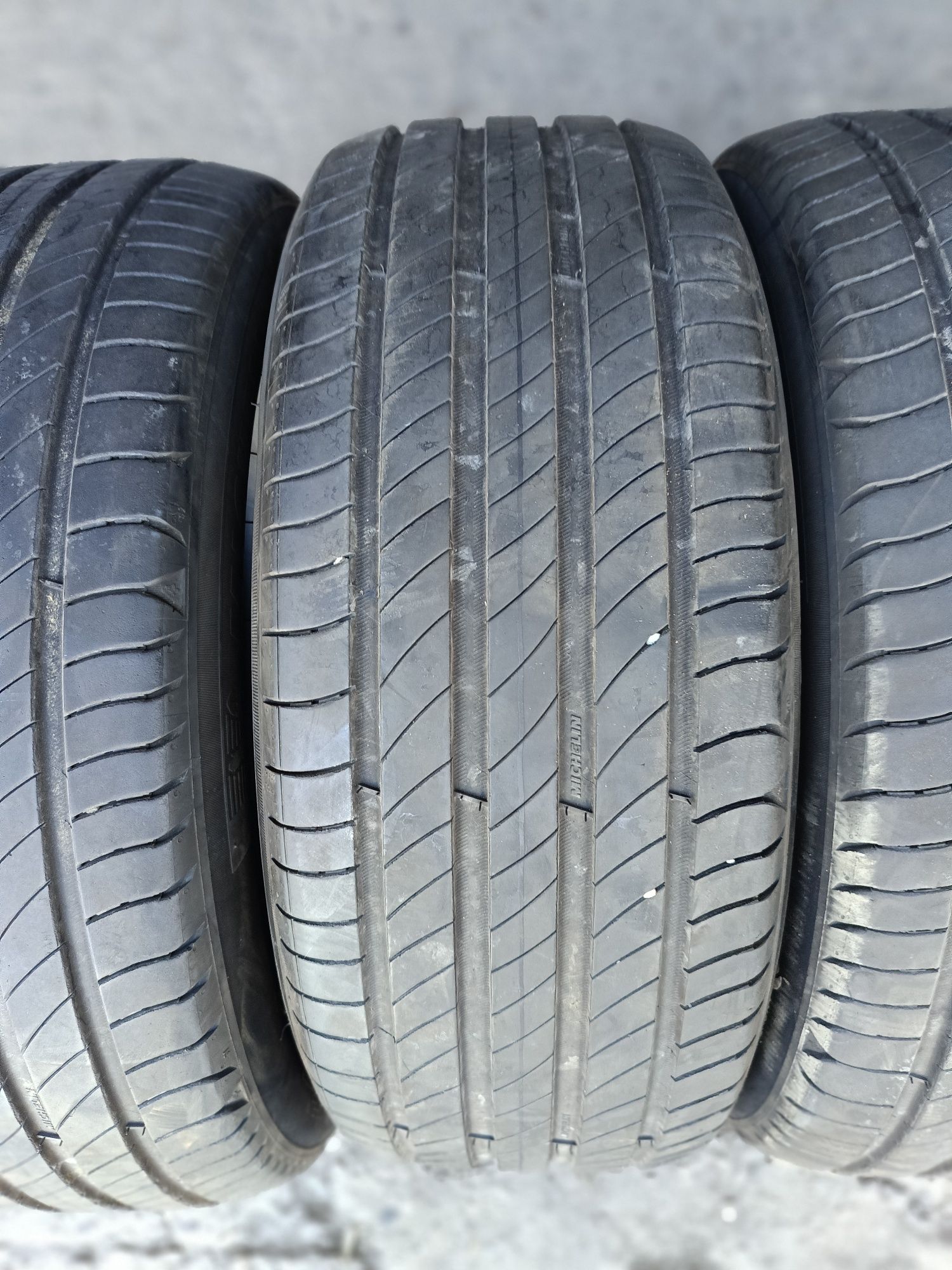 Летни гуми -2021г.-17цола-205/55-1бр.-85лв."MICHELIN"