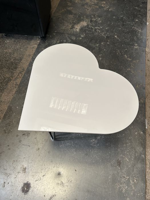 Masuta living cu design modern