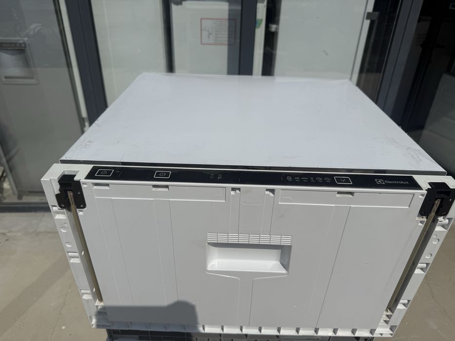 Мини - Малка съдомиялна кубче Електролукс за вграждане