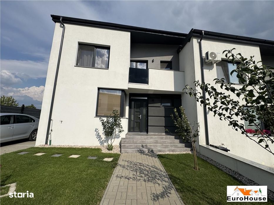Casa insiruita - colt  de vanzare in Alba Iulia