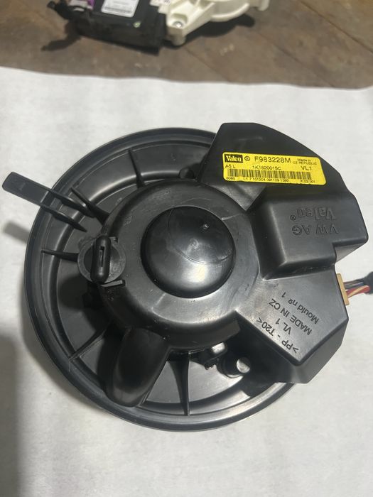 Ventilator Habitaclu / Ventilator Aeroterma Audi A3 (8P) cod F983228M