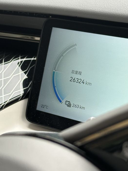 Zeekr 009 yurgan 2023-10