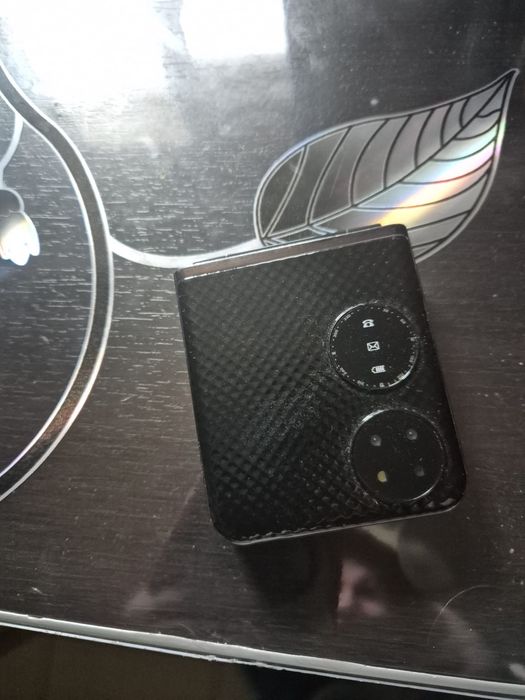 telefon mobil cu 4 cartele sim