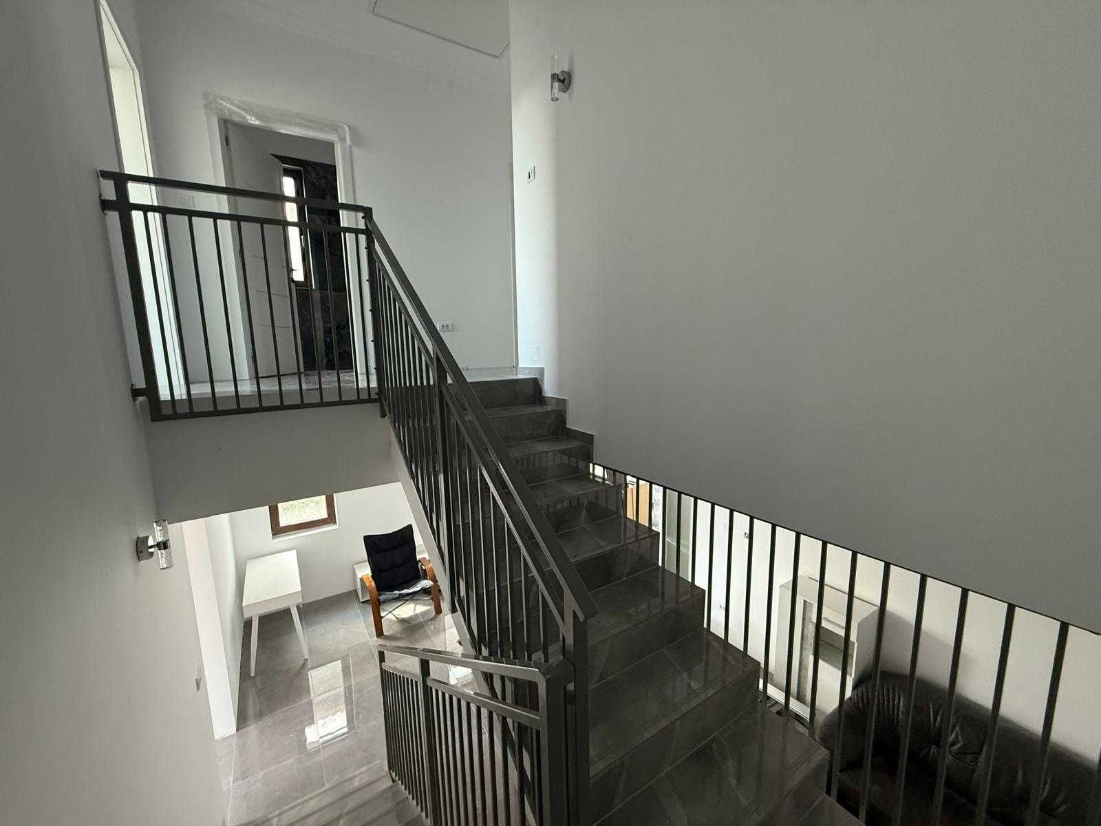 Proprietar închiriez duplex 2025, intrare Mosnita Noua, str. Gărâna