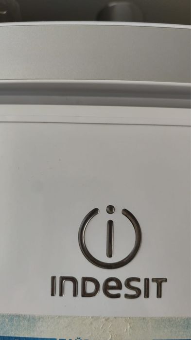 Морозильная камера Indesit — В ИДЕАЛЬНОМ состоянии!