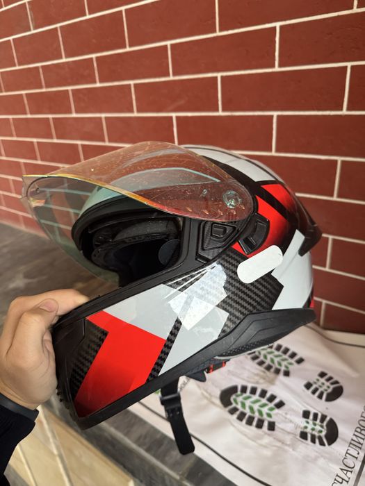 Srochna moto shlem sotiladi