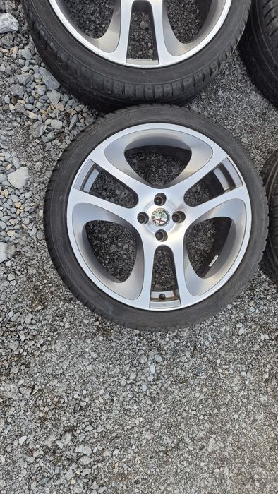 Оригинални джанти Алфа 4/98 Alfa Romeo MiTo 4x98

Употребявани, Шумен