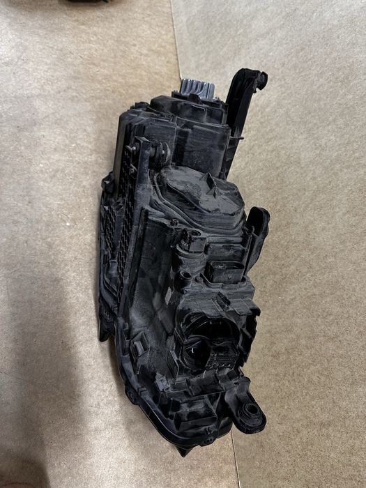 Far stânga full led vw passat b8 facelift.cod:3g1941081.p.