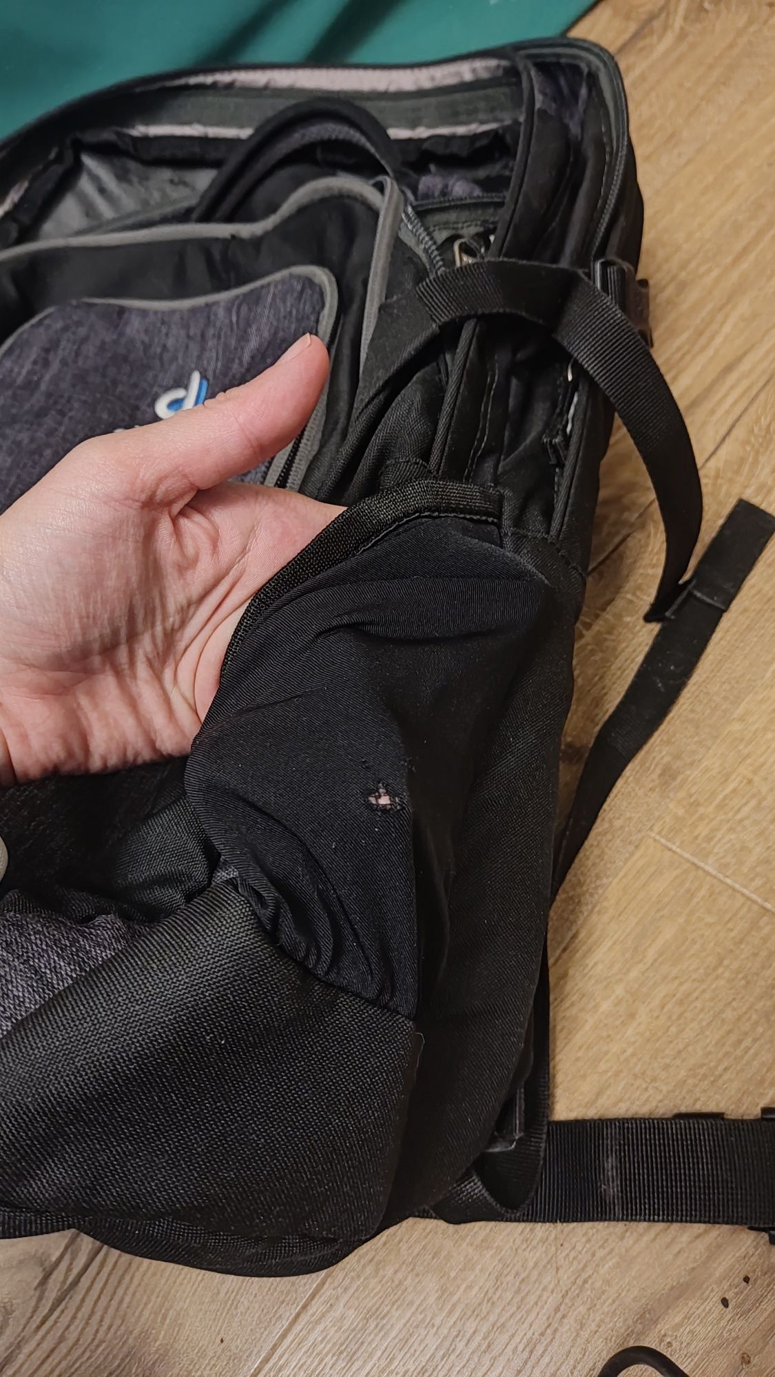 Раница Deuter Giga Pro, 30L, градски номади, леки преходи