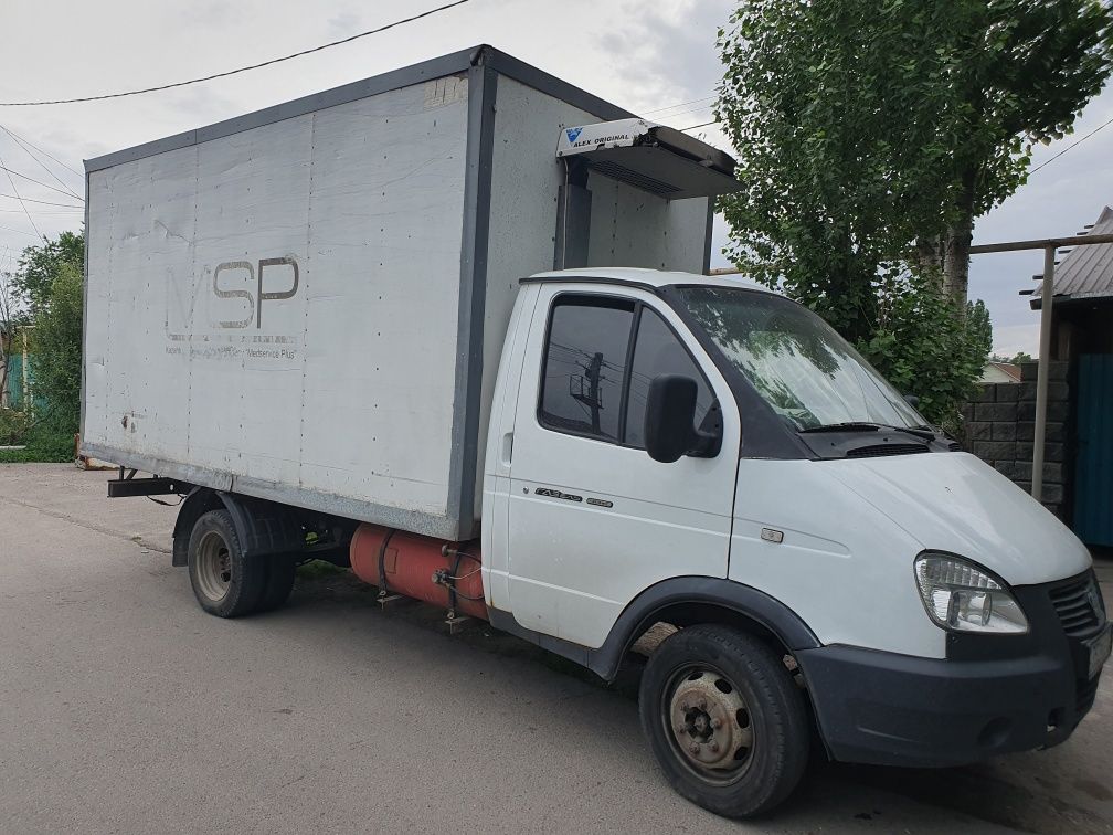Продам рефрижератор. Рабочий,работает.  Рефрижератор . Авторефрижерато