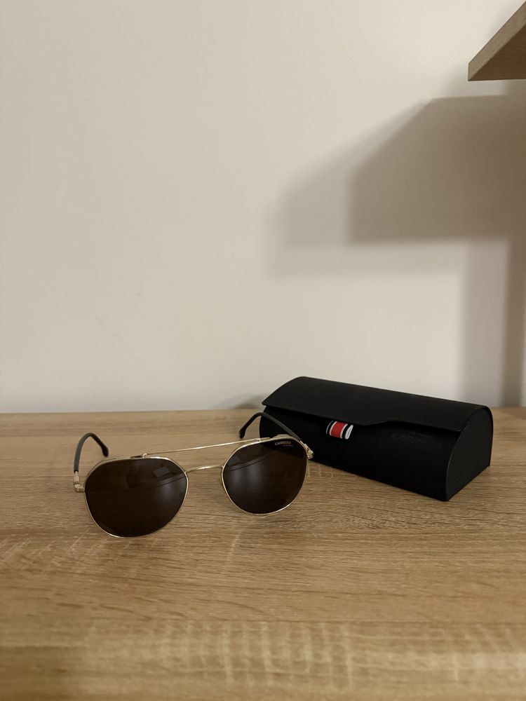 Слънчеви очила Carrera