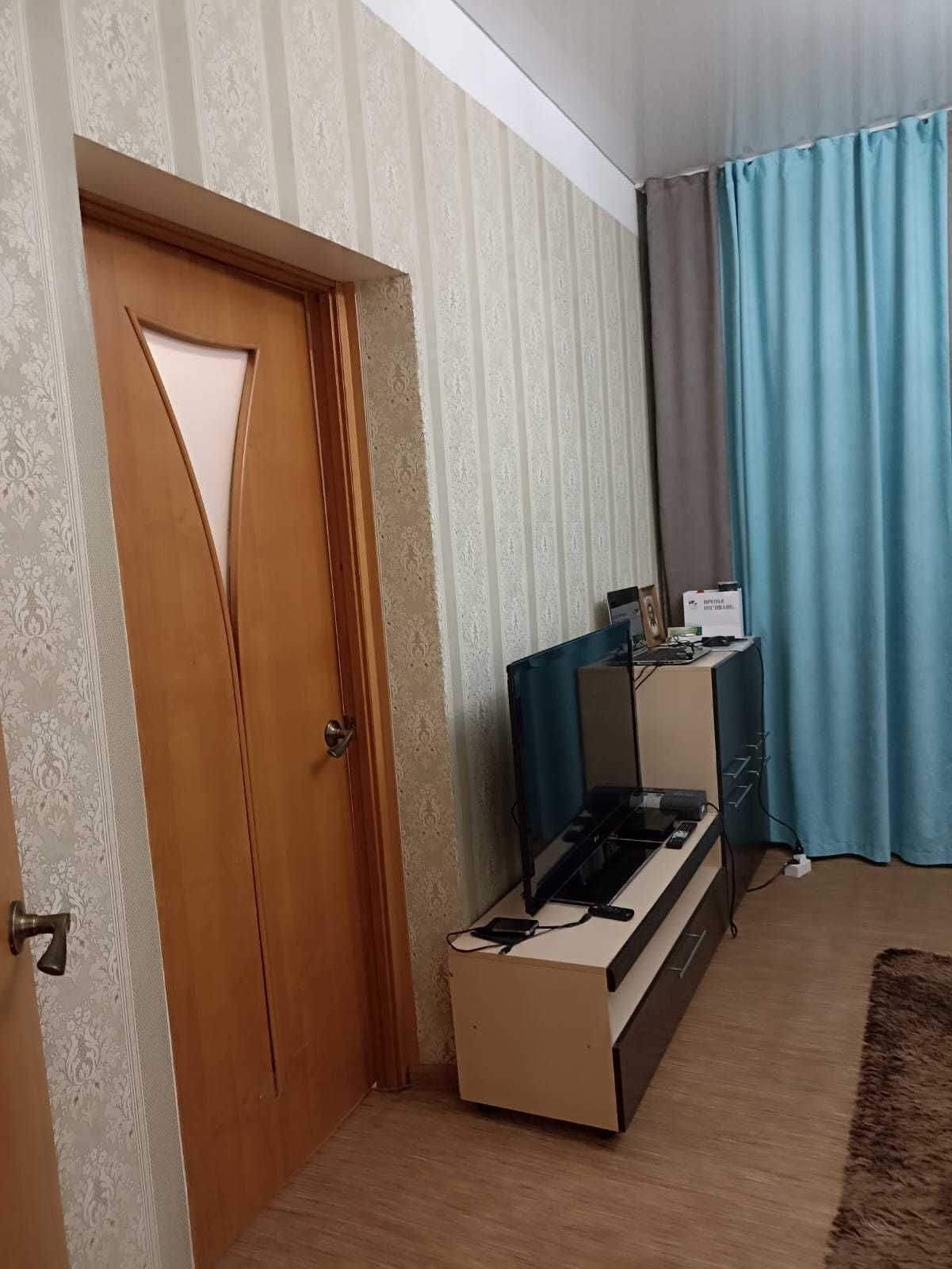 Продам 3-х комнатную квартиру, 63 квадратных метра, 3/4