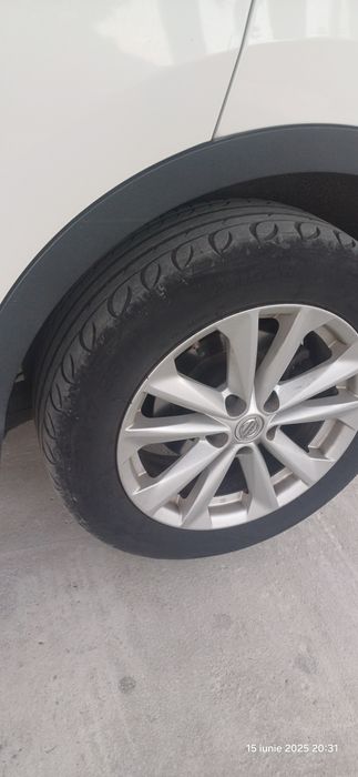4 Anvelope vara 215/65/17