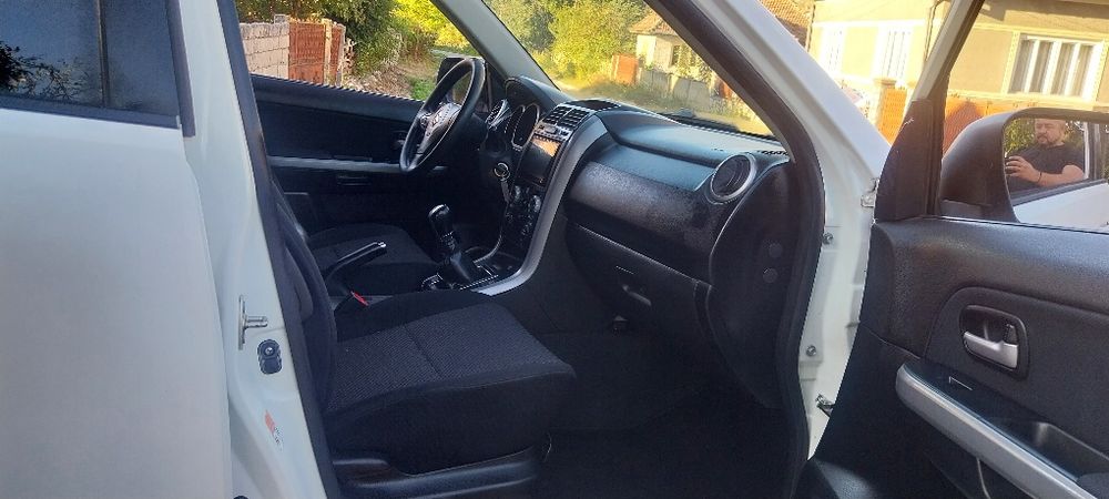 Suzuki grand vitara 1.9 Diesel Ddis 4x4 Cutie de viteze manuală.