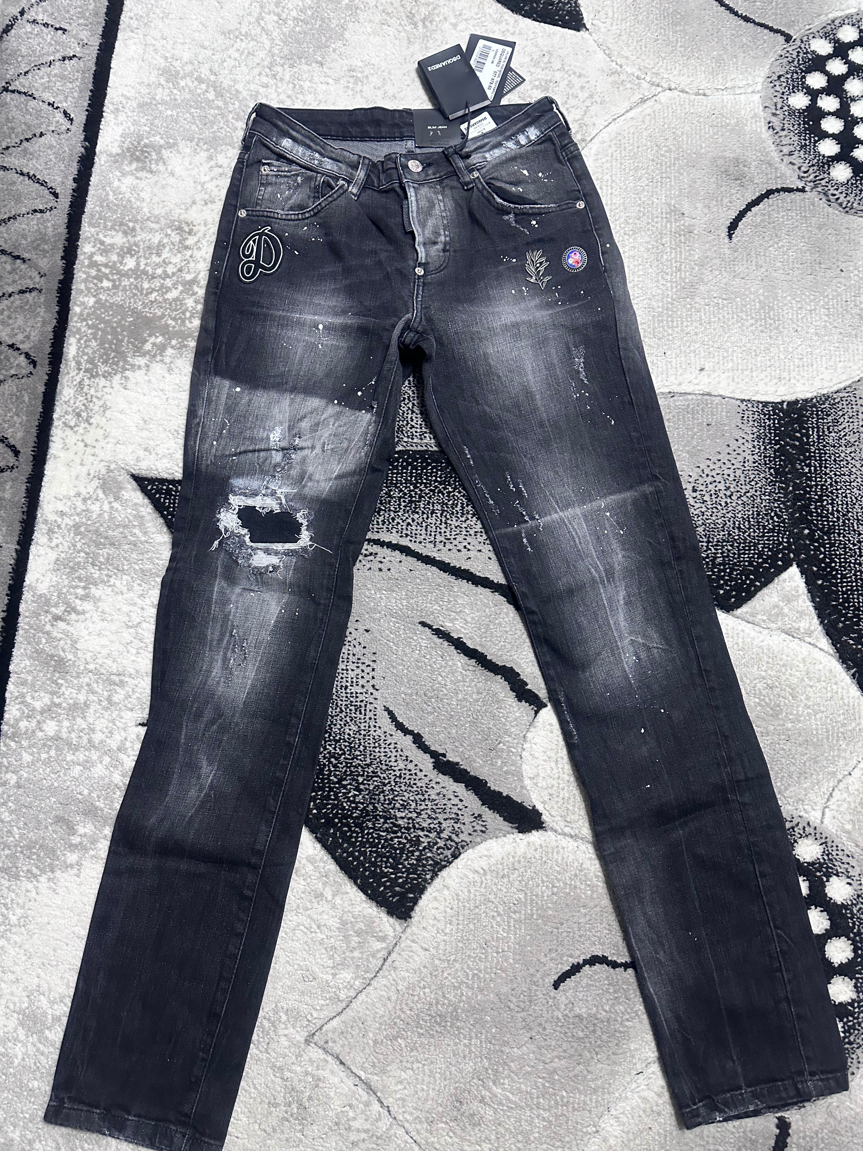 Мъжки дънки на Dsquared