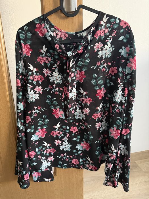 Camasa eleganta cu flori Primark