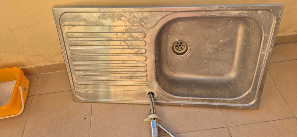 кухненска мивка със смесител Blanko