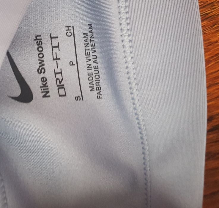 Nike оригинални бюстиета