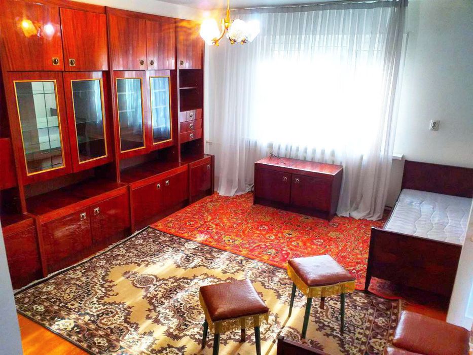 Sergeli 5 bekat yonida 1 xonali uy ijaraga