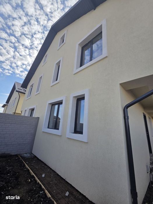 Duplex 4 camere cu mansarda