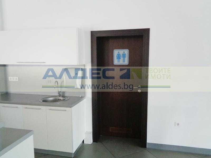 Дава се под наем Магазин в София, Младост 4 - 398 кв.м за 4776 € - Снимка #7