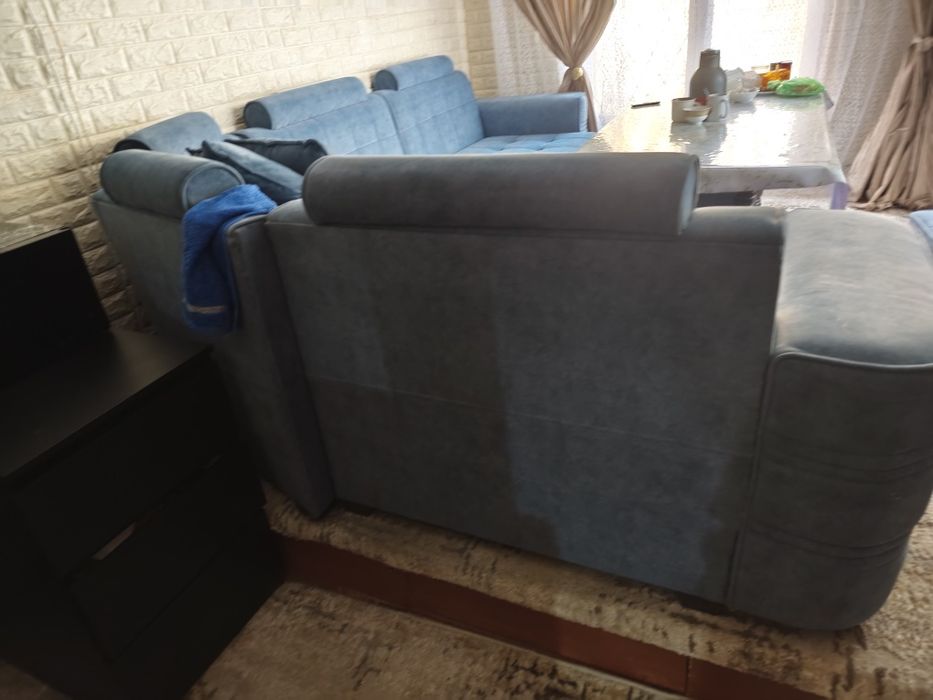 Уголок мощный в хорошем состоянии.