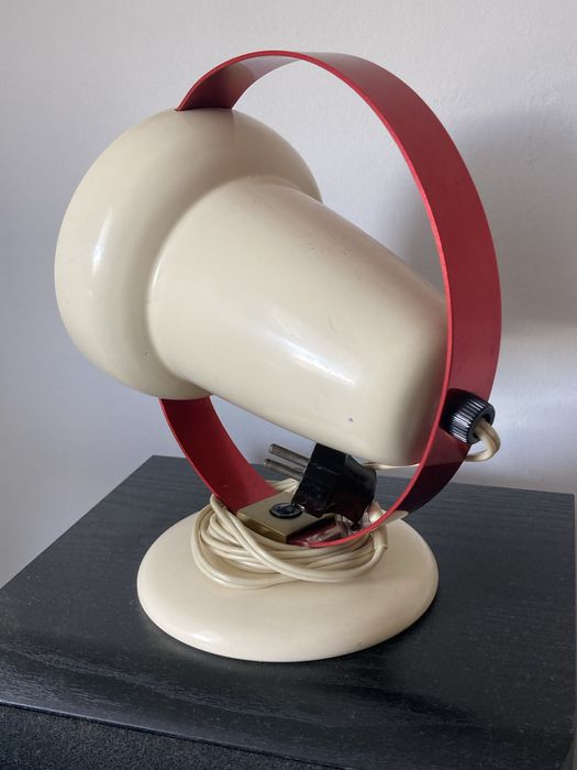 Инфра червена лампа за нагревки Philips