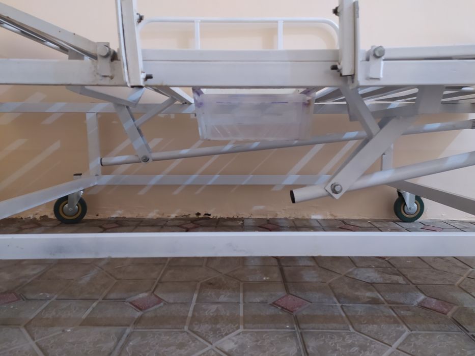 Продаётся многофункциональный медицинский кровать