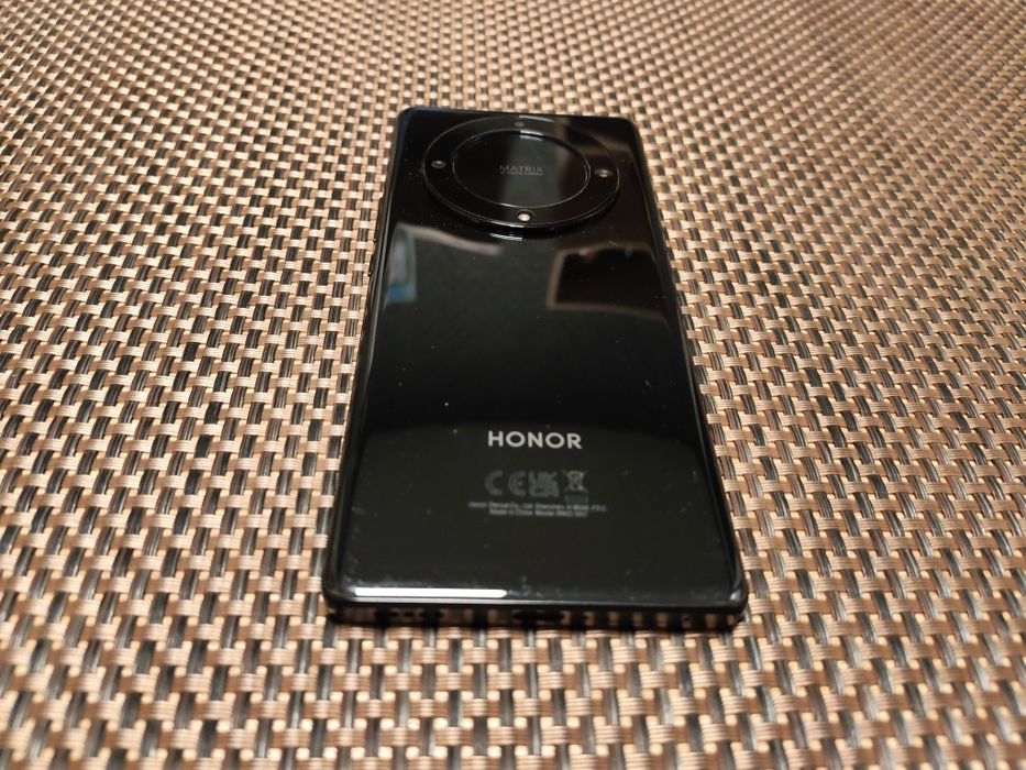 Телефон  Honor Magic 5 Lite