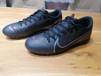 Футболни обувки/стоножки Nike Vapor 13  At7996-010