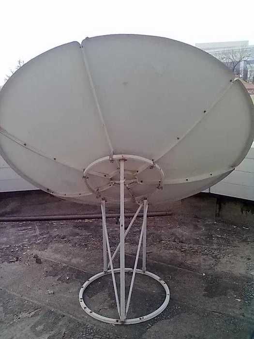 Продаю параболическую антенну (antenna)