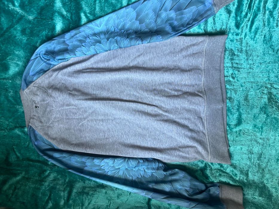 Блуза с дълаг ръкав М размер