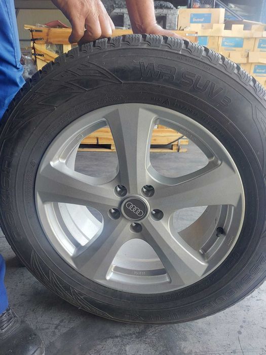 Jenti si anvelope Audi 255/60/R18 XL - Nokian