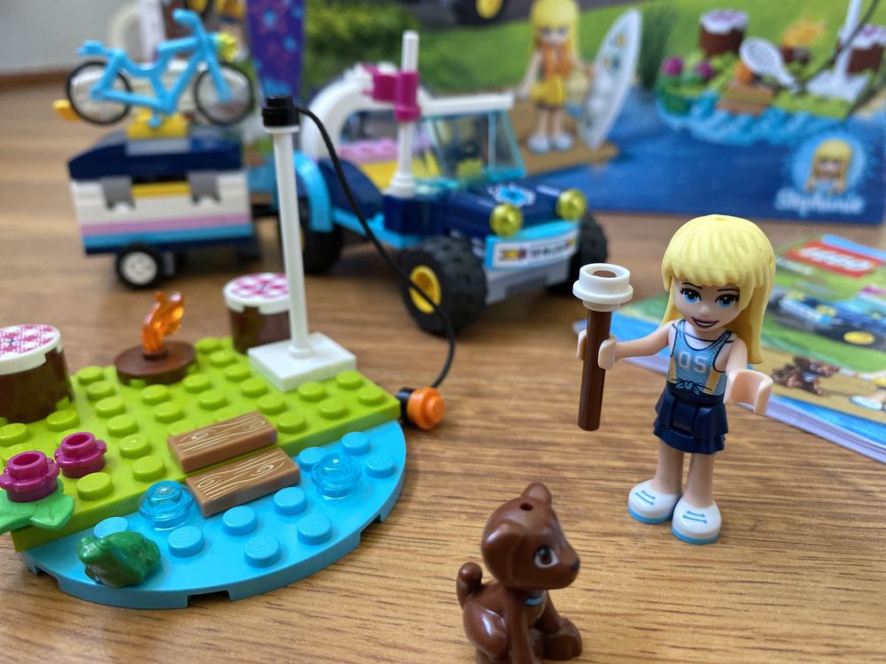 LEGO Friends - Vehiculul cu remorca al Stephaniei 41364, 166 piese