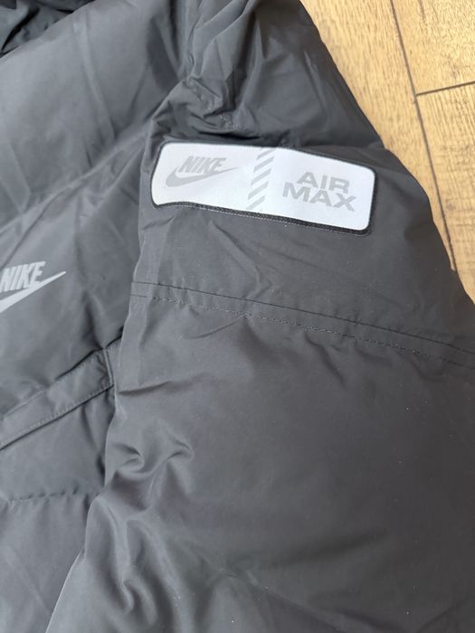 Мъжко яке Nike Air Max якетое чисто ново