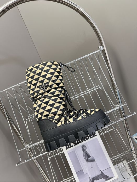 Cizme Prada , calitate premium , pe comanda , noi , 39