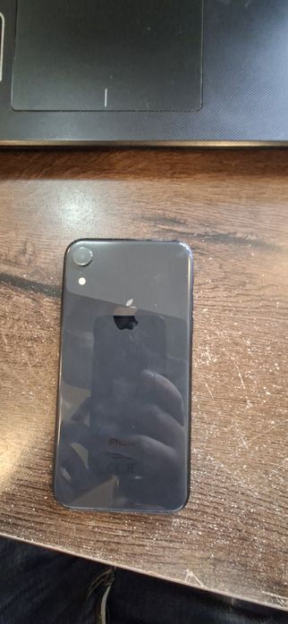 Iphone XR 64 GB в добро състояние