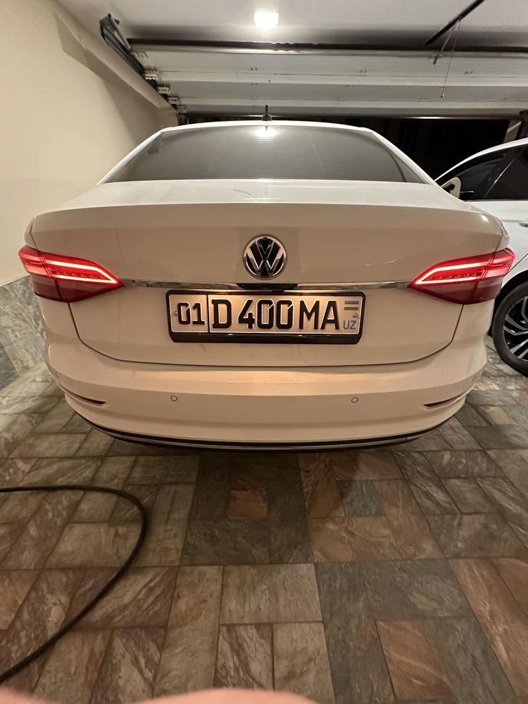 Volkswagen E lavida 2019 Full srochna sotiladi