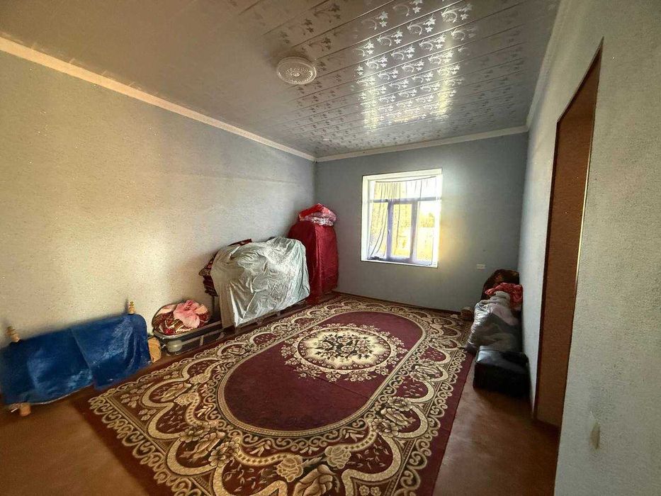 Продается (сотилади) 15 сотка ер, 6 хона уй, в Пастдаргоме.