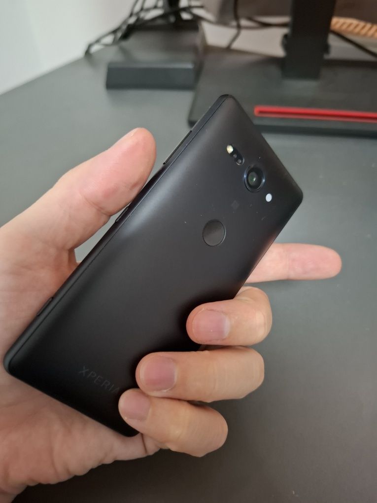 Sony Xperia XZ2 Compact като НОВ