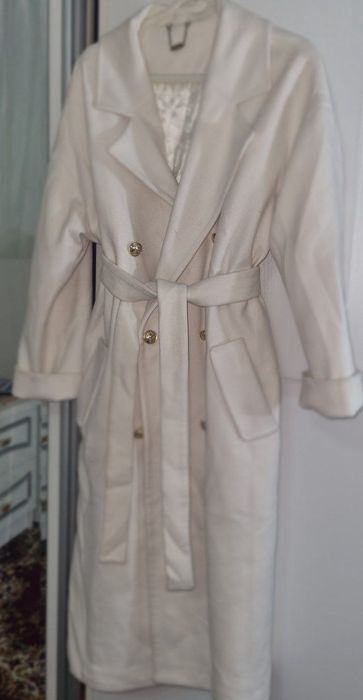 Польто Turkiya
Sastayanisi ideal  
100$ olinga 
650 min