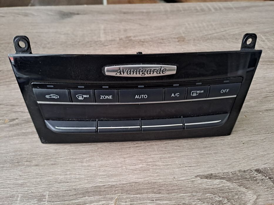 Управление за климатроник за Мерцедес  E  класа W 212
