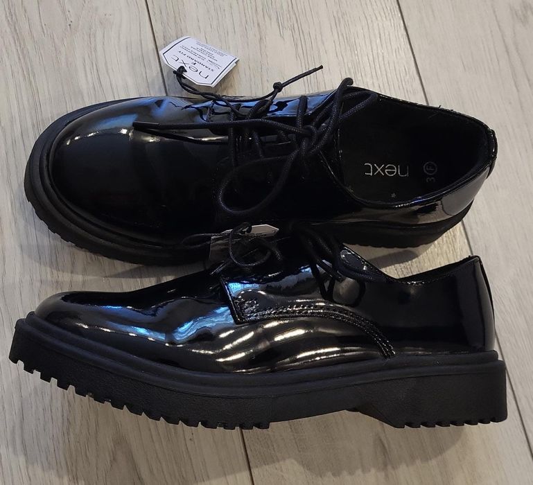 Школьные туфли Next на толстой подошве со шнуровкой