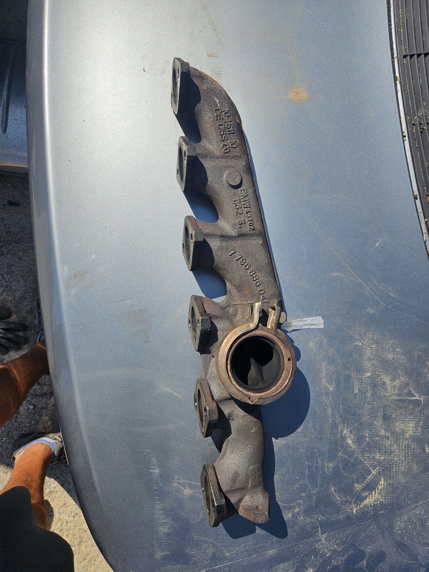 Колектор зaBmw e60 e61 530d 235ks
