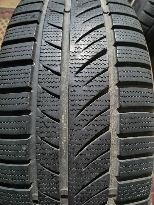 Зимни гуми с алуминиеви джанти оригинални за mercedes s класа и други.