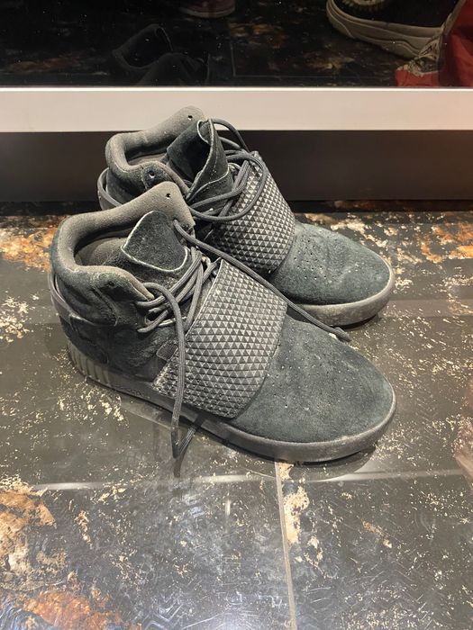 Stoc papuci număr 36