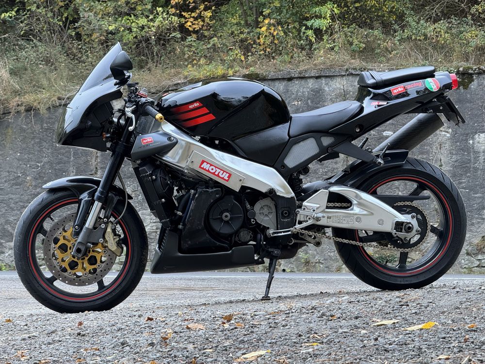 Aprilia RSV1000 Tuono Schimb